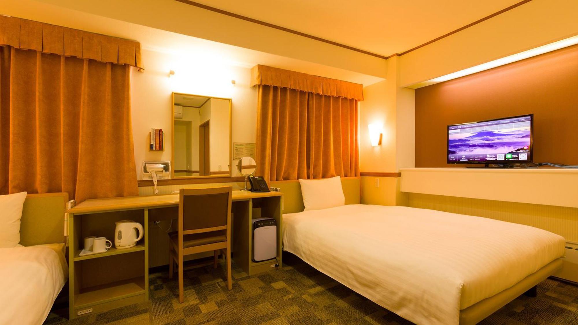 Toyoko Inn Fujisan Numazu Eki Kita Guchi No 2 Quarto foto
