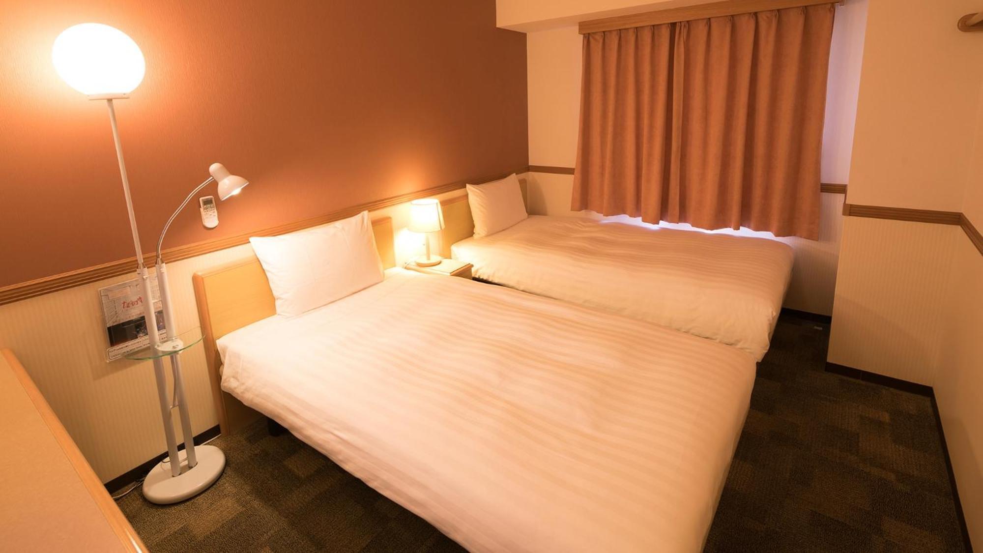 Toyoko Inn Fujisan Numazu Eki Kita Guchi No 2 Quarto foto